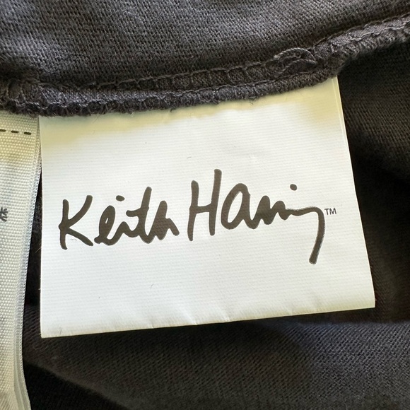 Hollister Keith Haring T Shirt Cropped Abstract Flower Size Medium - Picture 4 of 5